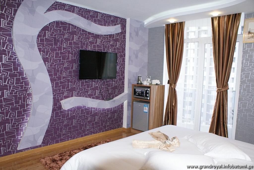 Grand Royal Batumi Aparthotel Room photo