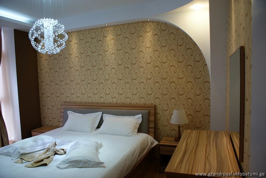 Grand Royal Batumi Aparthotel Room photo