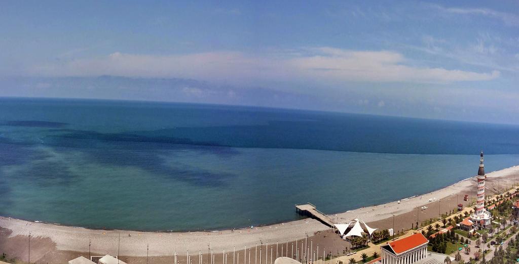 Grand Royal Batumi Aparthotel Exterior photo