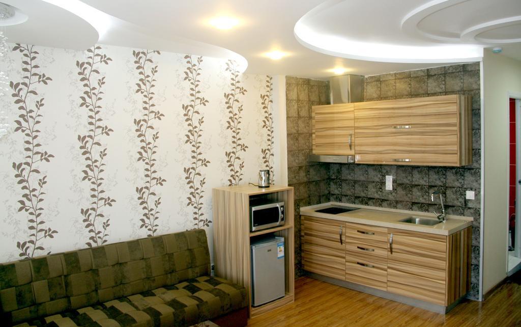 Grand Royal Batumi Aparthotel Exterior photo