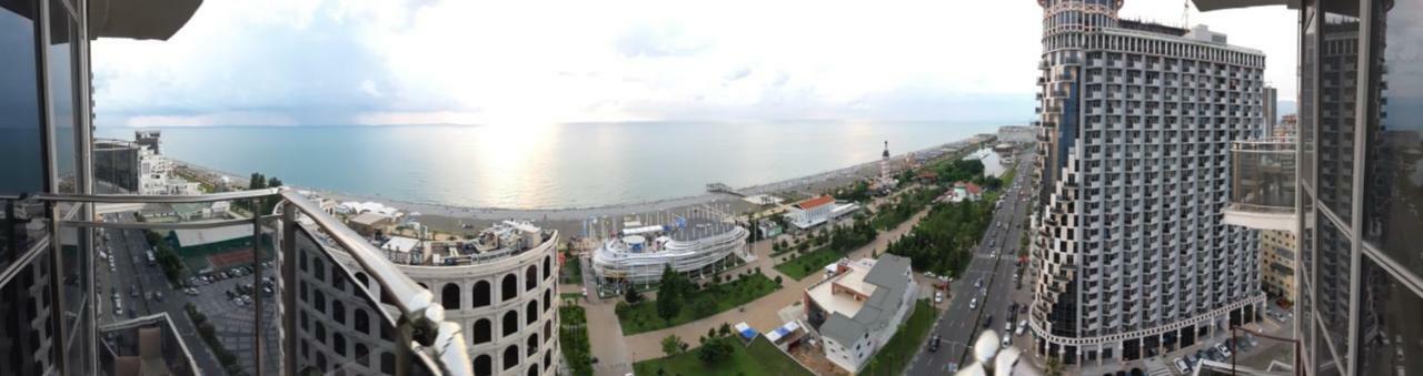 Grand Royal Batumi Aparthotel Exterior photo